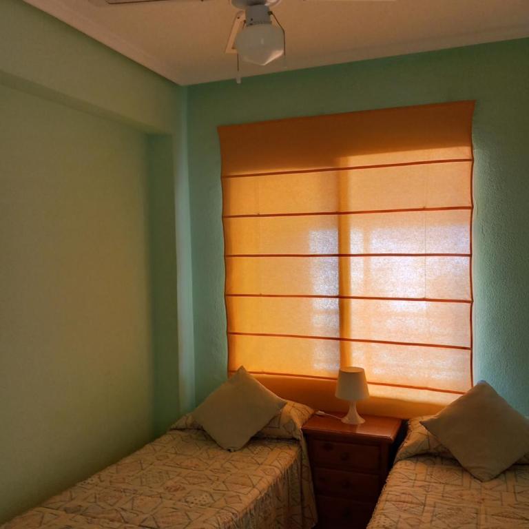 Apartamento Voramar Primera Linea de Mar - Apartamento de 2 dormitorios - 10