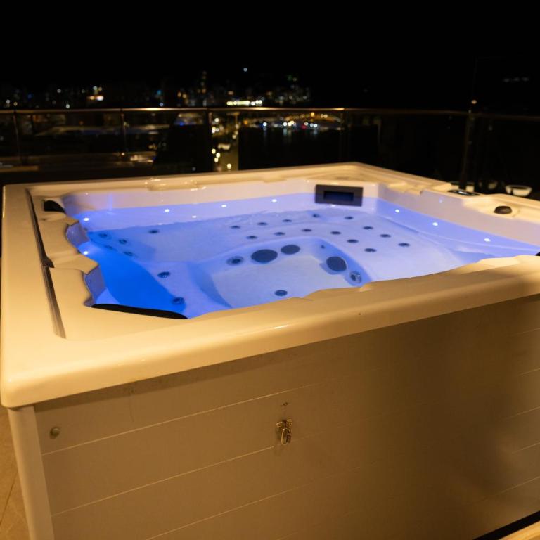 SUNSET CLIFFS VIP APARTMENT - Apartamento - 36
