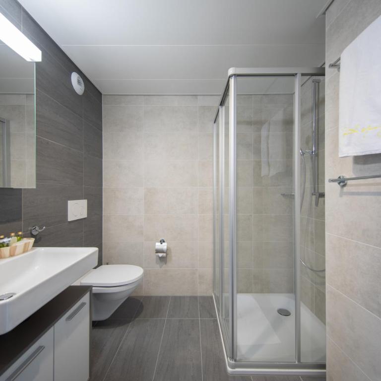 "The Freddie Mercury" Hotel - Standard Zweibettzimmer - 3