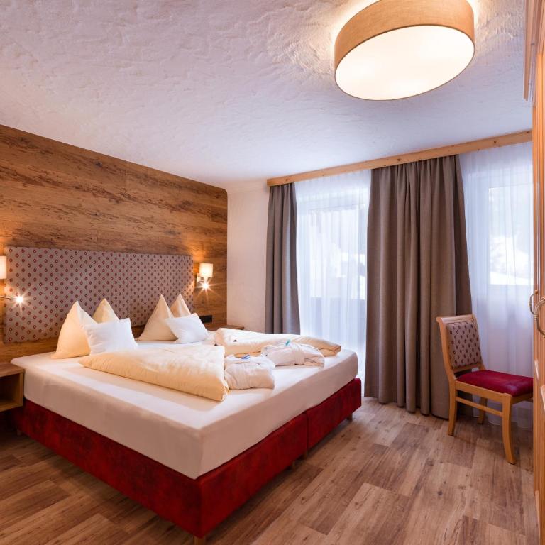 Hotel Glockenstuhl - Comfort Doppelzimmer mit Balkon - 8