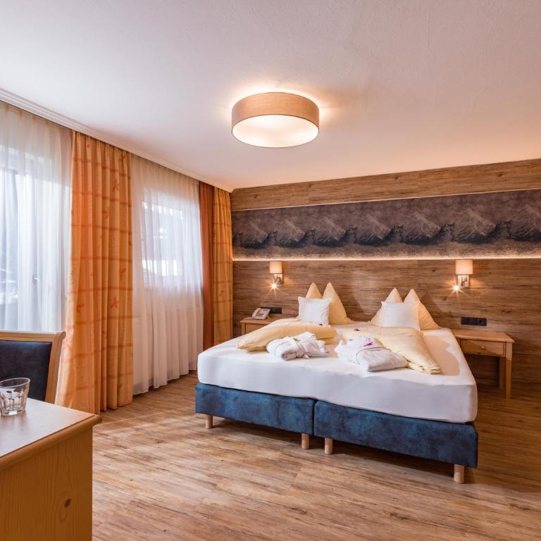 Hotel Glockenstuhl - Deluxe Doppelzimmer - 12