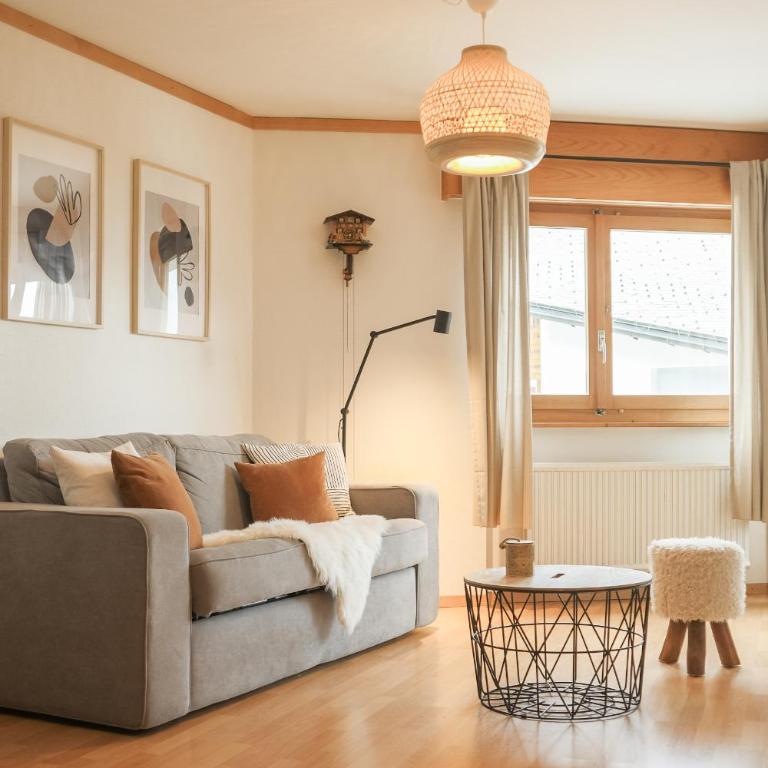 Kid-friendly studio near Ski Lifts - One-Bedroom Apartment - 6