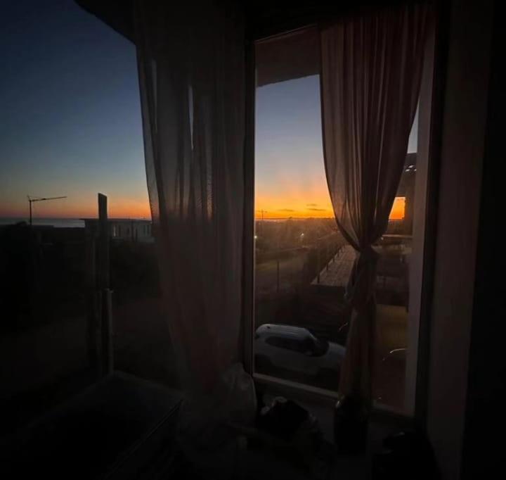 Malujoseignacio - Deluxe One-Bedroom Apartment with Ocean View - 2