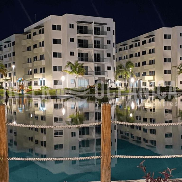 Lujo en Crystal Lagoons: Paraíso para la familia. - Apartment with Pool View - 19
