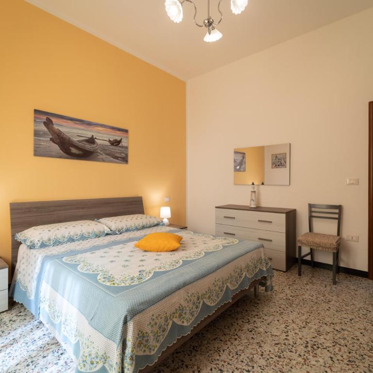 Summer riviera apartment - relax in centro - Two-Bedroom Standard Apartment - 12