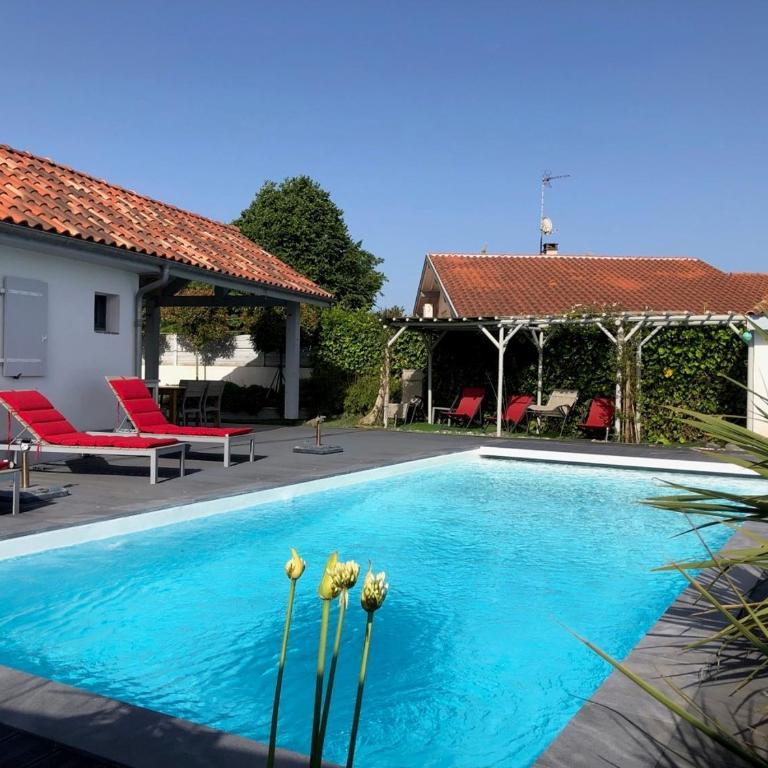 CAPBRETON entre centre et plage Villa DEUMIER avec piscine 12 personnes #0606 - Villa avec Piscine Privée - 1