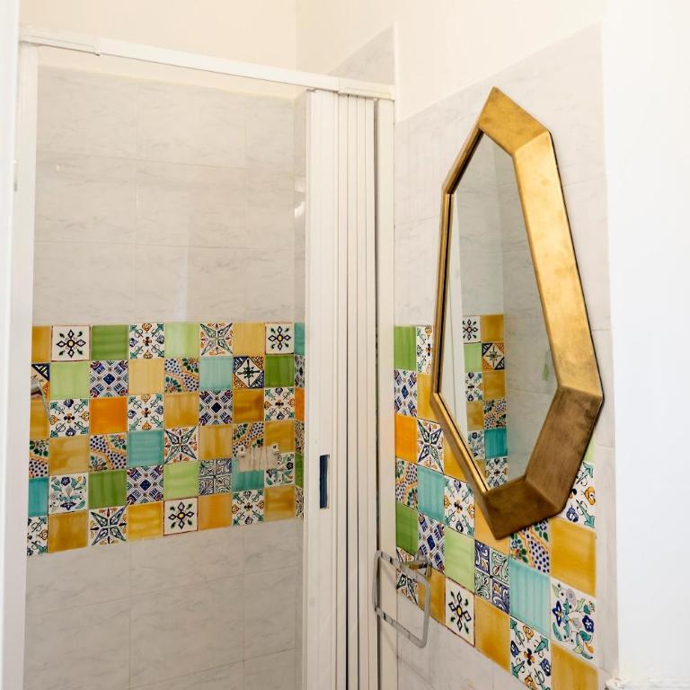 Genteel Home Contessa Matilde - Three-Bedroom Apartment - 16