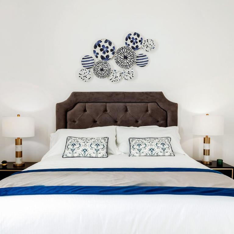 Genteel Home Contessa Matilde - Three-Bedroom Apartment - 8