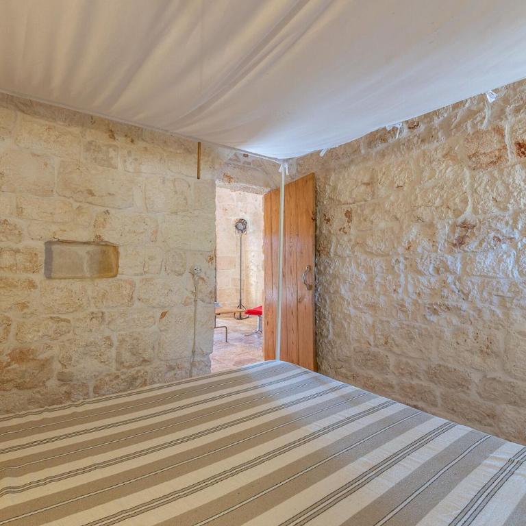 Villa Del Capitolo Con Trullo By Raro Villas - Three-Bedroom Villa - 34