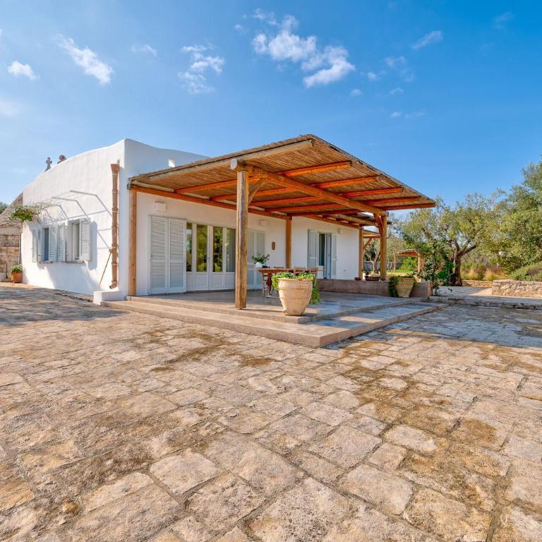 Villa Del Capitolo Con Trullo By Raro Villas - Three-Bedroom Villa - 40