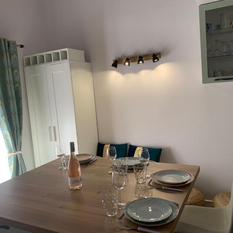 La Villa du Port - Cosy - Clim - proche plage - 4 personnes - Two-Bedroom House - 12