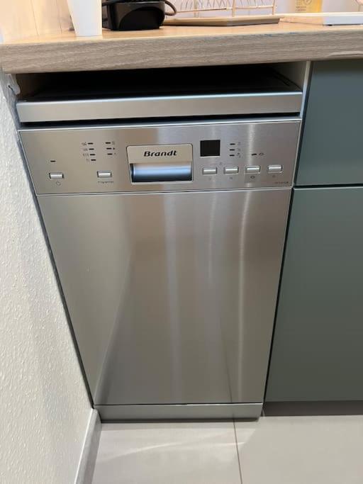Adorable Appartement Strasbourg NEUDORF PARKING SOUS SOL - Apartamento de 1 dormitorio - 26