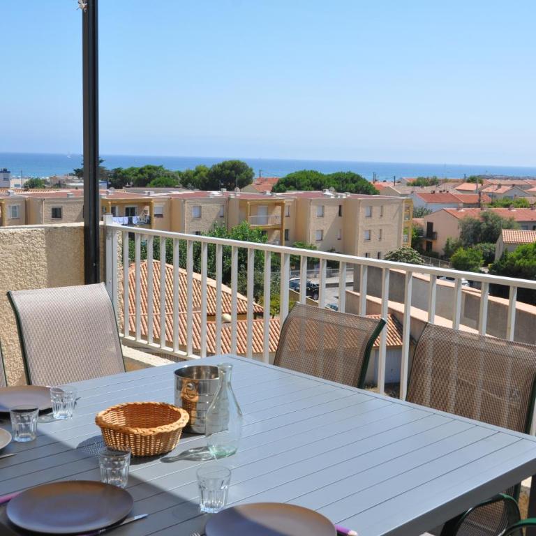Arc en ciel, vue mer et piscine dans résidence - Appartement - Vue sur Mer - 1