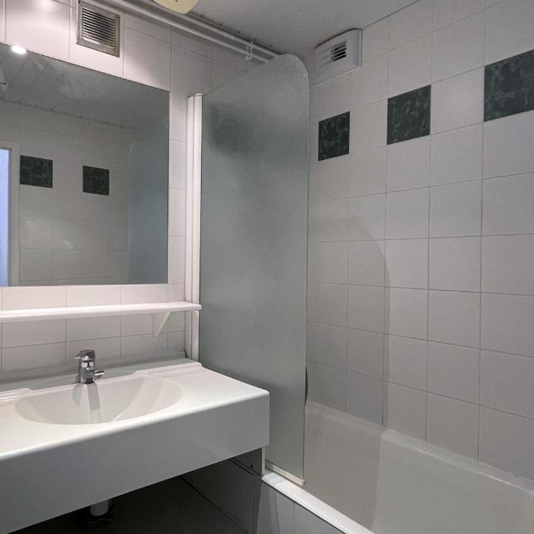 3 pièces skis aux pieds avec parking, Wifi inclus, Val Claret - FR-1-449-169 - Appartement (8 Adultes) - 12