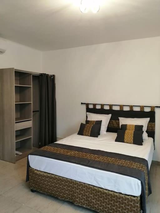 Studio proche du centre-ville - Apartamento de 1 dormitorio - 1