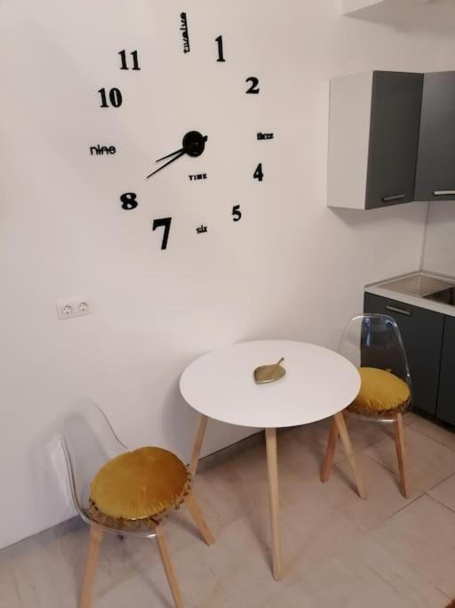 Studio proche du centre-ville - Apartamento de 1 dormitorio - 8