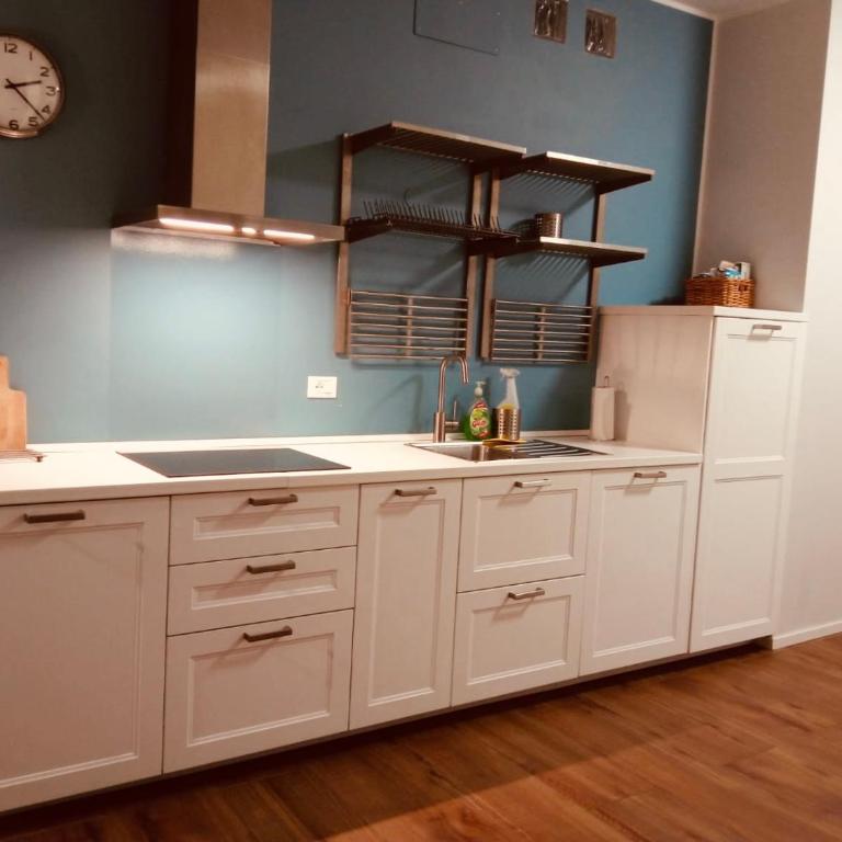 Casanova Trieste Centrale - Appartamento con 2 Camere da Letto - 5