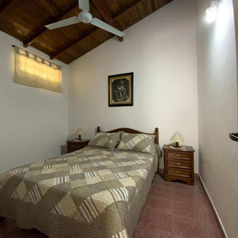 Complejo Quimey No se alquila a jóvenes y se reserva con el 30 porciento del total mediante depósito bancario - Two-Bedroom House - 5