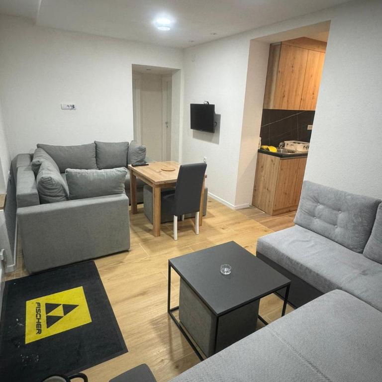 Apartmani Andjela - Two-Bedroom Apartment - 3