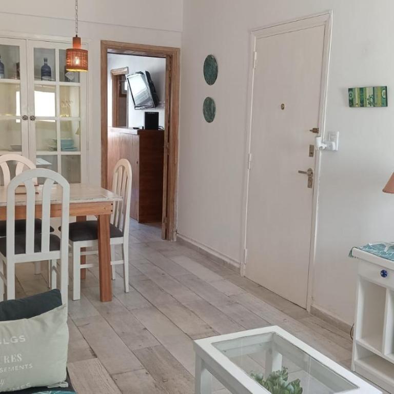 Departamento completo para 2 personas - Esquina Plaza Mitre - Apartamento de 1 dormitorio - 31