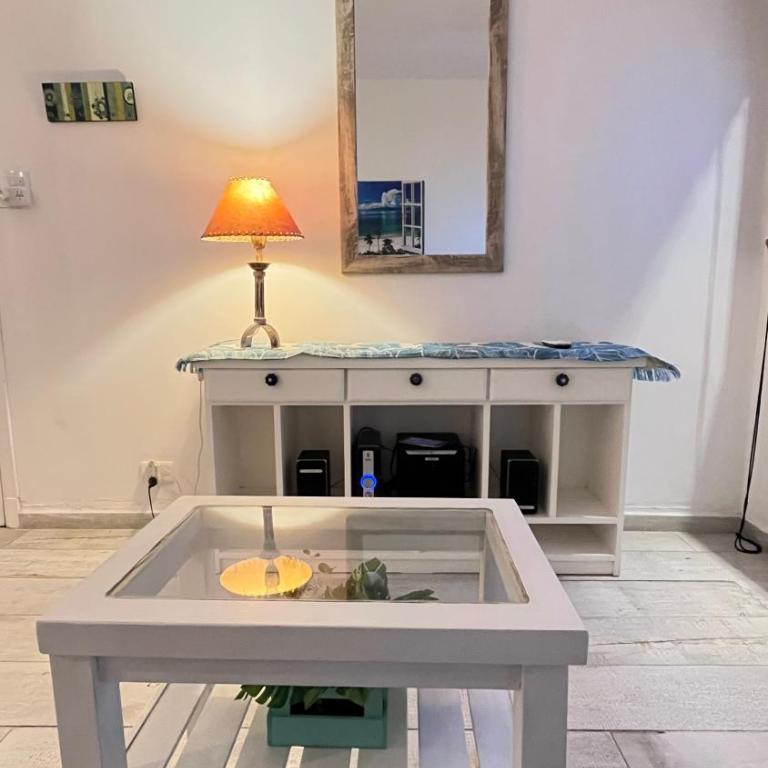 Departamento completo para 2 personas - Semipiso Plaza Mitre - Apartamento de 1 dormitorio - 35