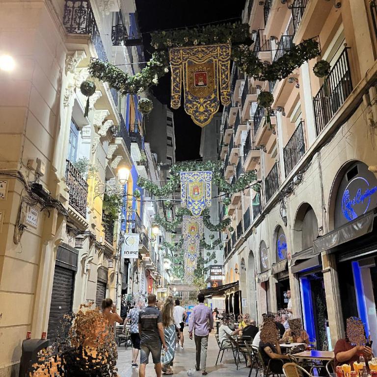 -Saint Thomas- Alicante Old Town - Three-Bedroom Apartment - 45