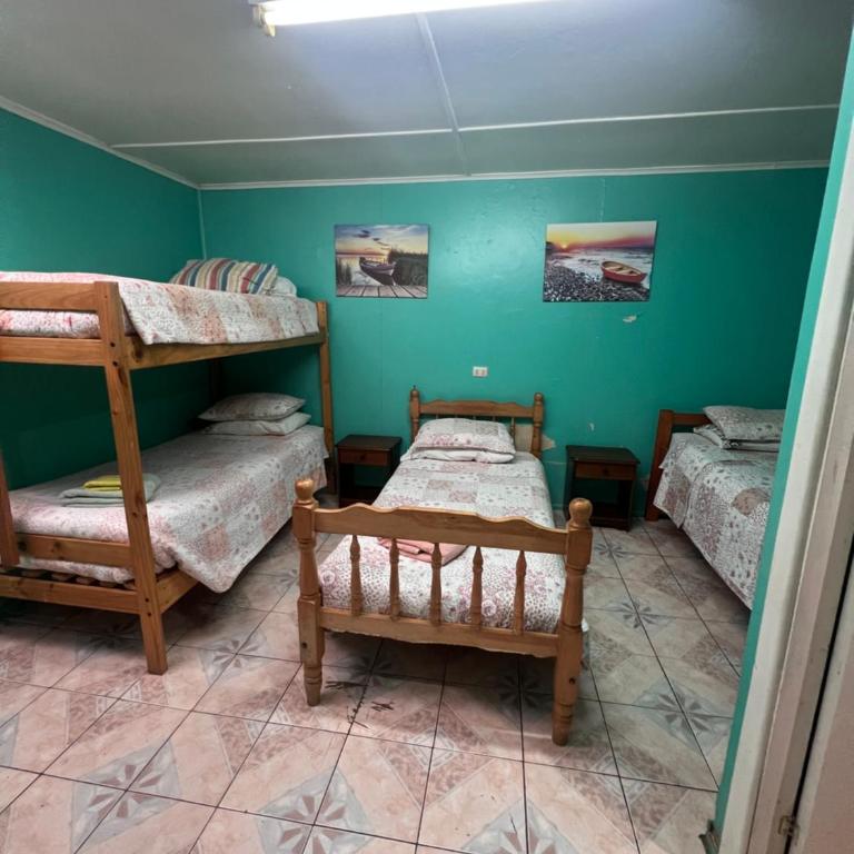 HOSPEDAJE BETTY - Habitación Cuádruple con baño privado - 3
