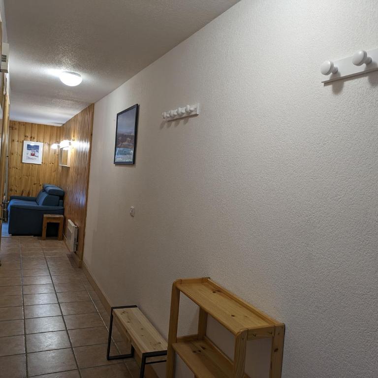 Appartement Cosy avec Terrasse et Garage - Appartement 2 Chambres - 29
