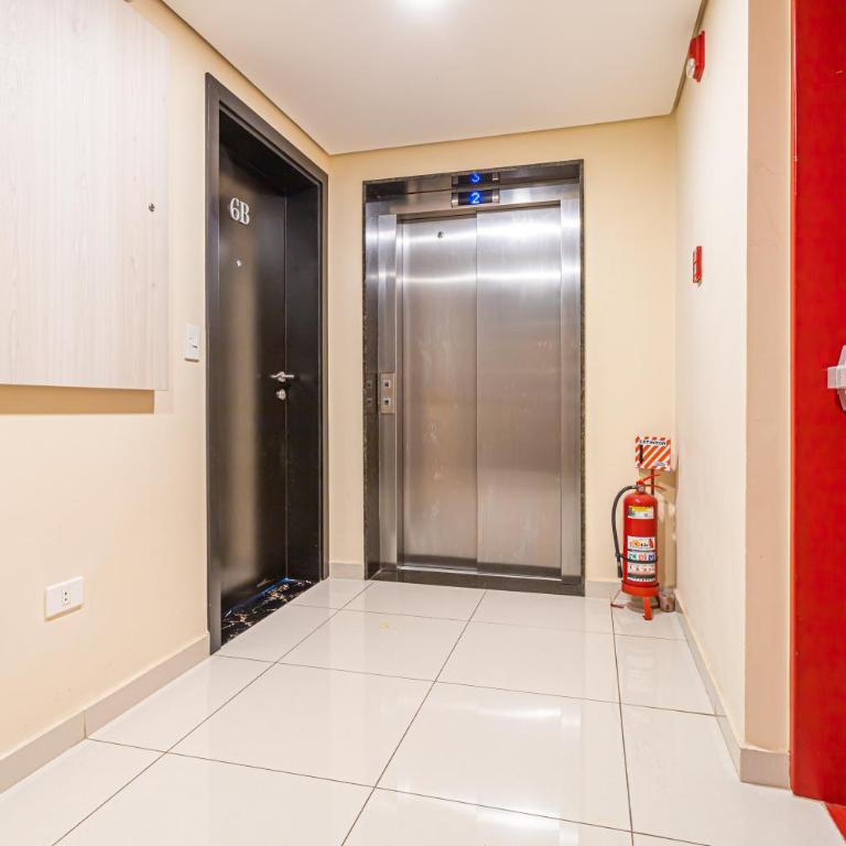 Spacious & unbeatable location - Apartamento de 1 dormitorio - 22