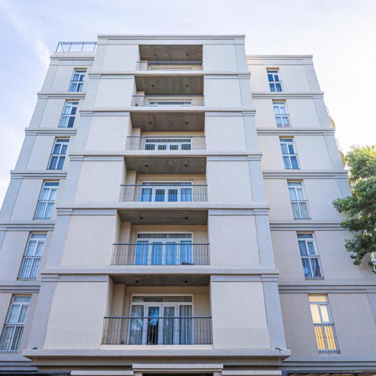 Spacious & unbeatable location - Apartamento de 1 dormitorio - 24