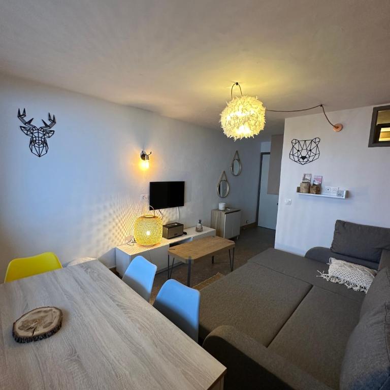 Paquebot des Neiges - Appartement 4 personnes - Vue Mont Blanc - Appartement 1 Chambre - 5