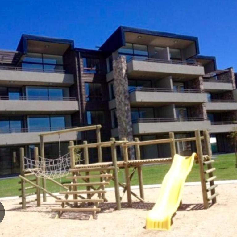 Bella casa en Costa Pucón - Four-Bedroom House - 7