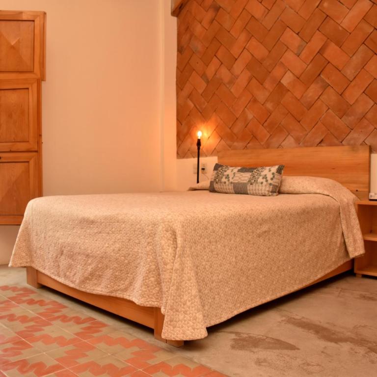 Hotel Mansion Primavera - Deluxe Double Room (2 Adults + 1 Child) - 1