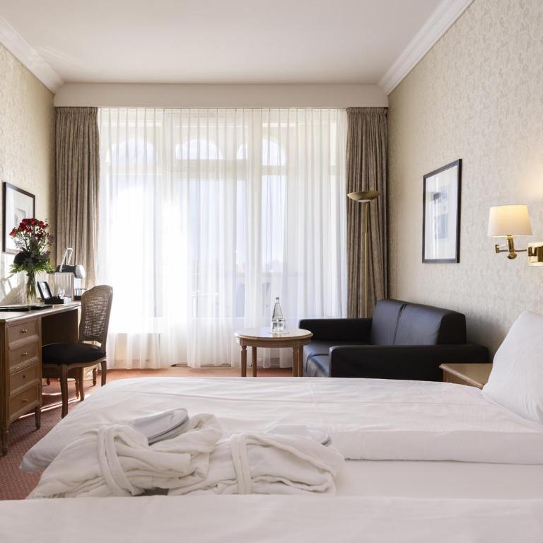 Grand Hotel Beau Rivage Interlaken - Deluxe Zimmer mit Kingsize-Bett, Balkon und Bergblick - 2