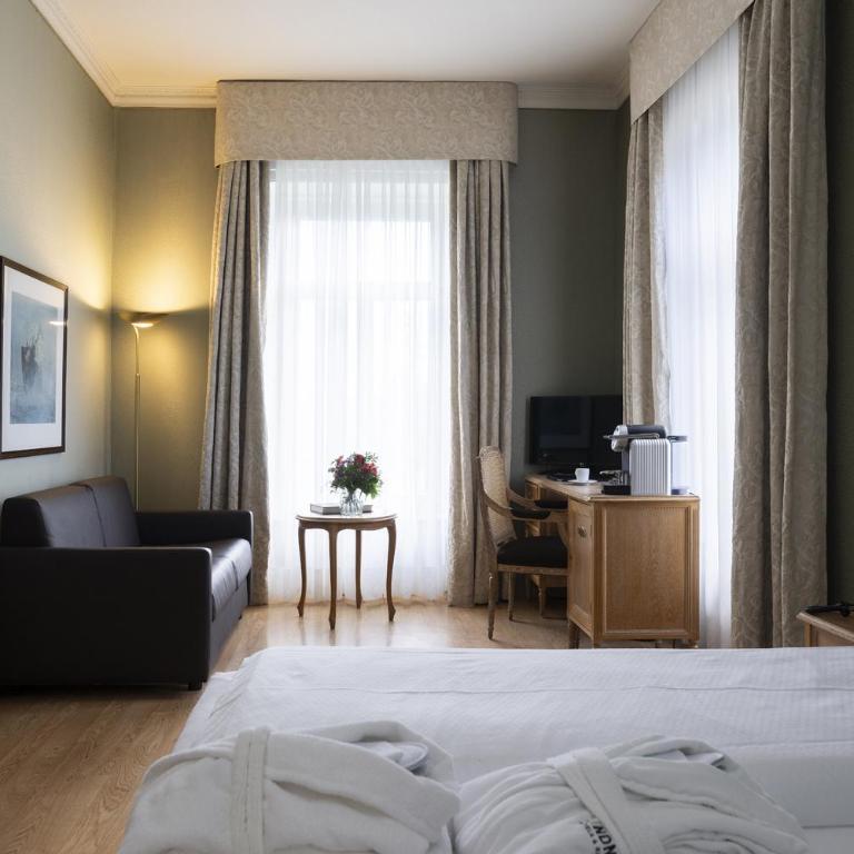 Grand Hotel Beau Rivage Interlaken - Deluxe Zimmer mit Kingsize-Bett und Bergblick - 3