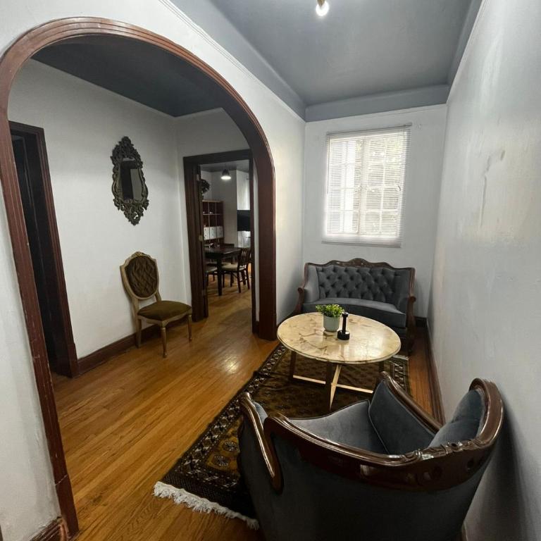 AMAZING RESTORED 1940s ART-DECO APARTMENT - Apartamento de 1 dormitorio - 9