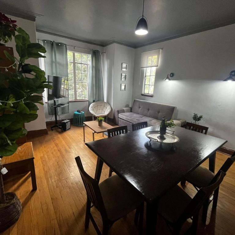 AMAZING RESTORED 1940s ART-DECO APARTMENT - Apartamento de 1 dormitorio - 3