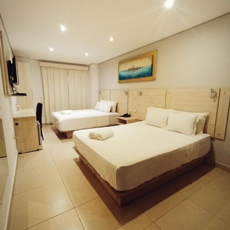 Danieri Asunción Hotel - Habitación Doble Estándar con 2 camas grandes - 4