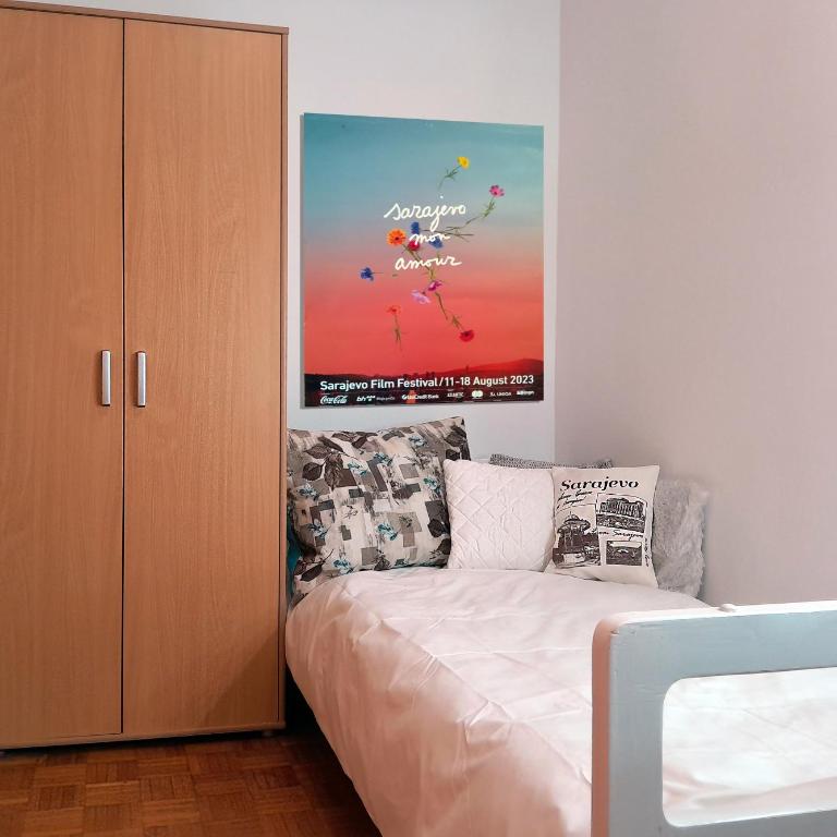 Cosy Room with Balcony in top Location - Jednokrevetna Soba sa Balkonom - 1