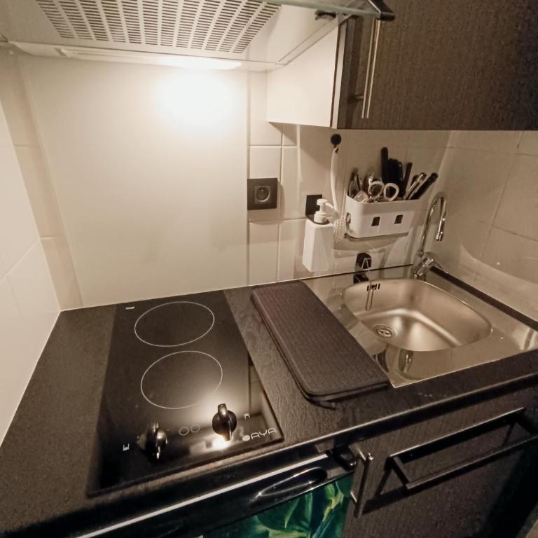 GREEN Studio climatisé, vue sur golf proche Montpellier - Apartamento de 1 dormitorio - 3