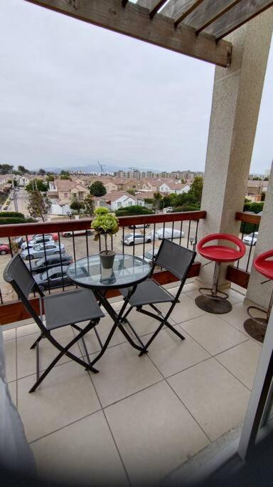 Excelente depto equipado completo, a pasos del mar - Two-Bedroom Apartment - 7