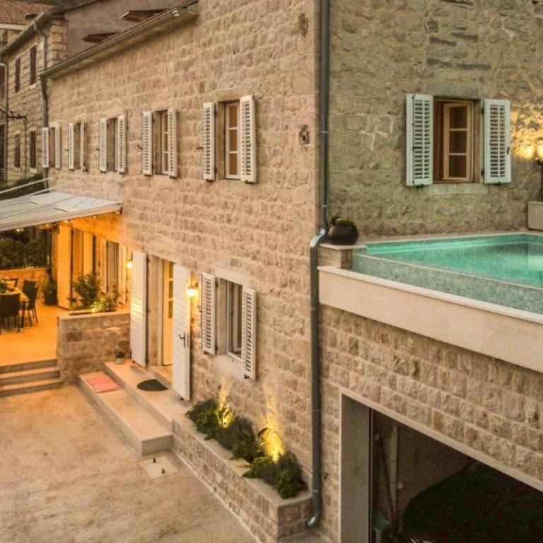 Luxury Pool Villa Feliz - Villa with Private Pool - 24