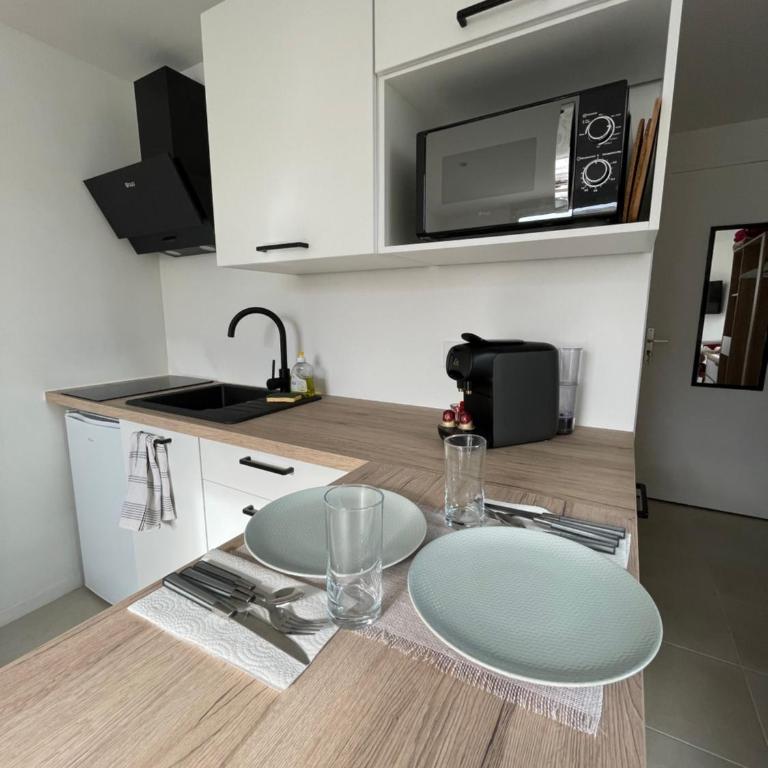 Joli studio, idéalement situé!! - Standard Studio - 5