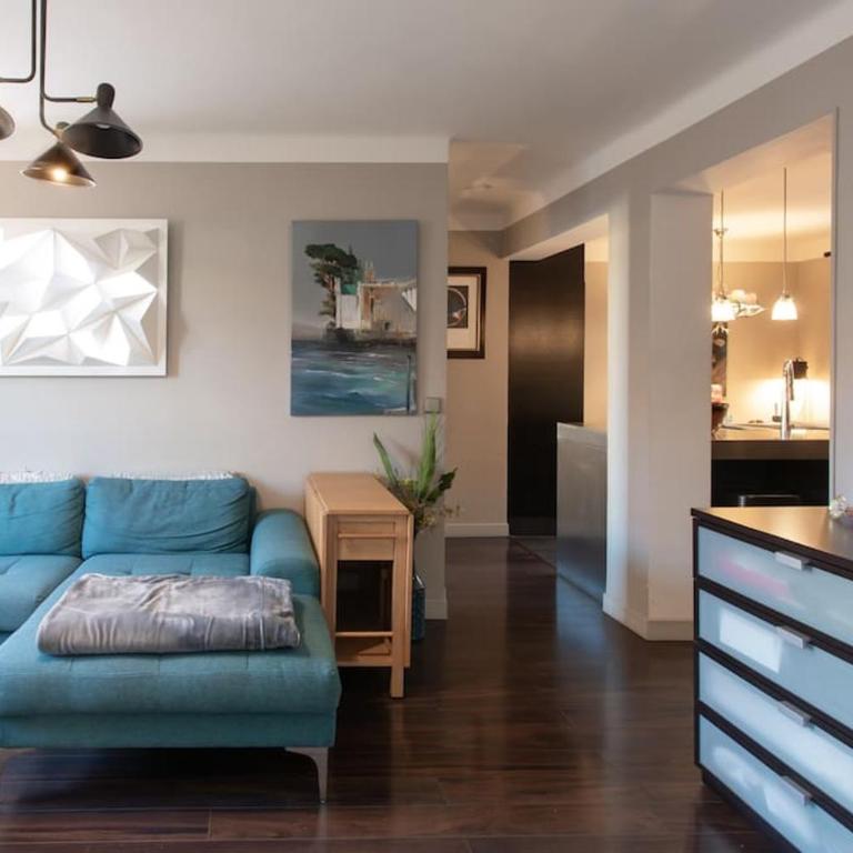 #39 Staywizus - Old Town suite 3 BDR AC Balcony 5mins Walk to Sea - Appartement 3 Chambres - 8