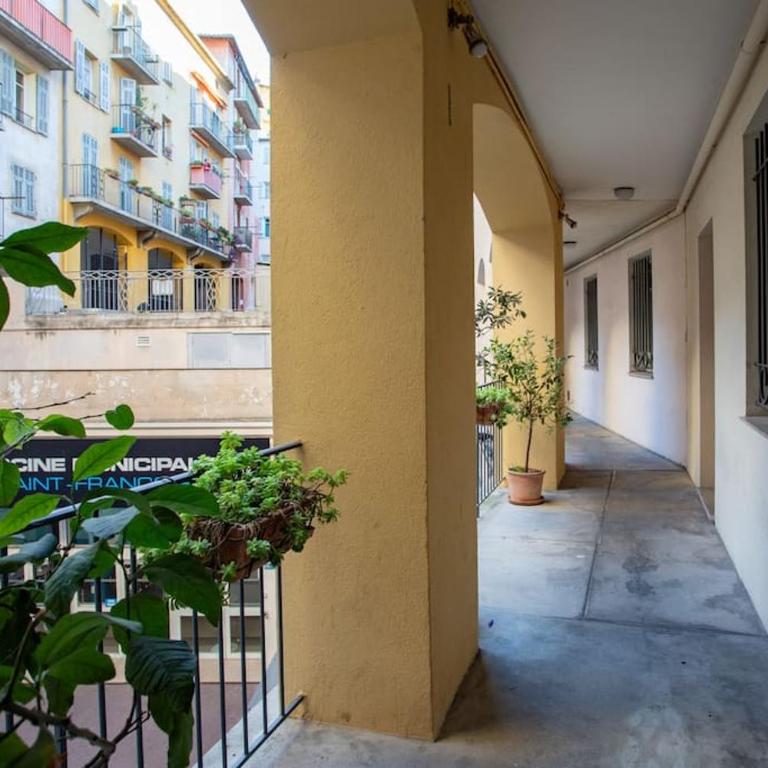#39 Staywizus - Old Town suite 3 BDR AC Balcony 5mins Walk to Sea - Appartement 3 Chambres - 47