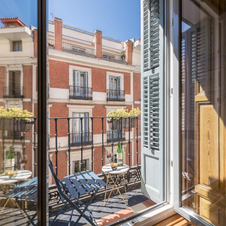Prado Santa Ana 2BD/2BA - Apartamento - 7