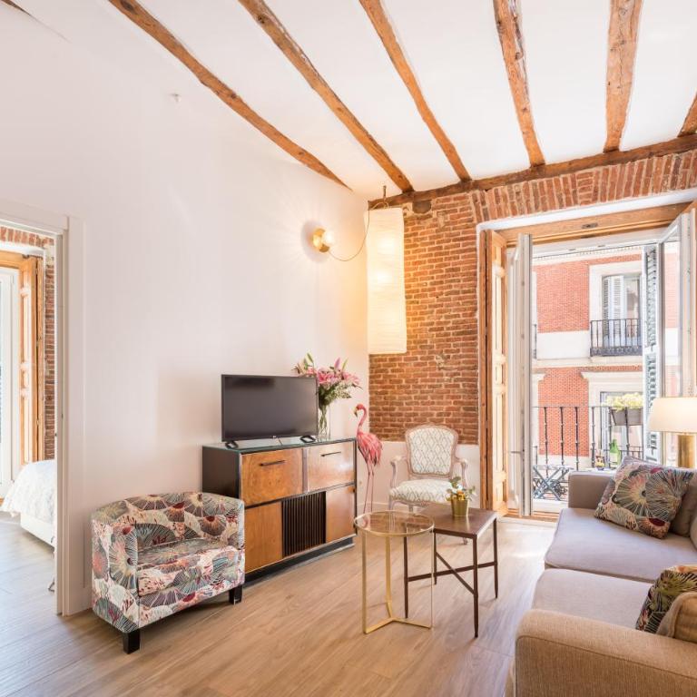 Prado Santa Ana 2BD/2BA - Apartamento - 1