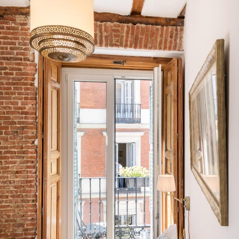 Prado Santa Ana 2BD/2BA - Apartamento - 4