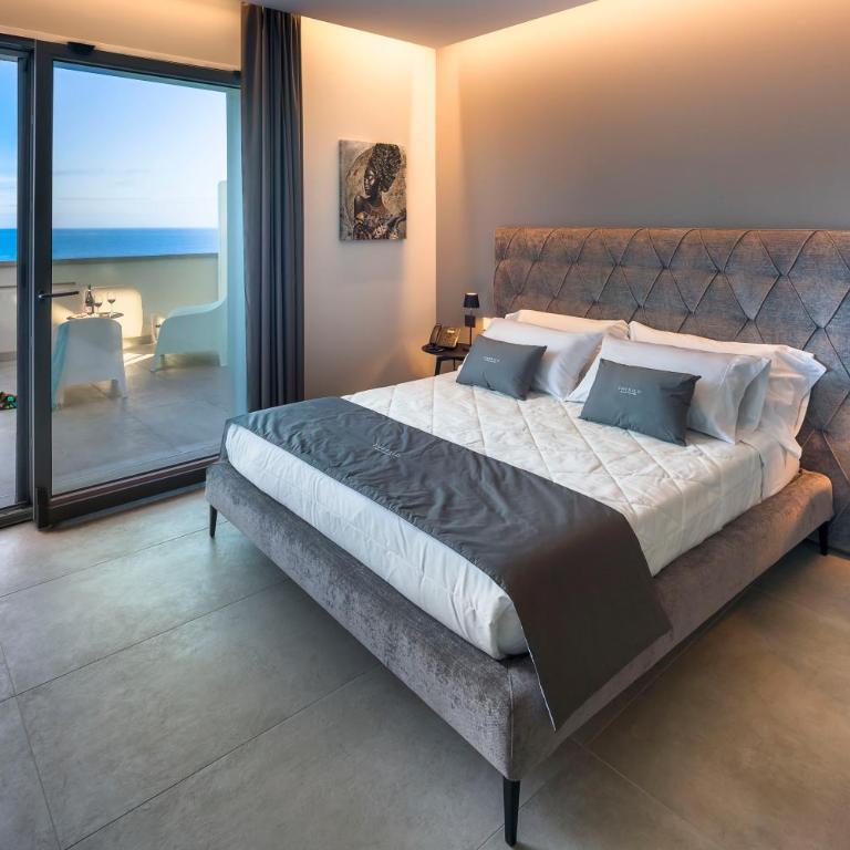 Emerald Hotel Residence Cefalù - Camera Matrimoniale con Terrazza - 1