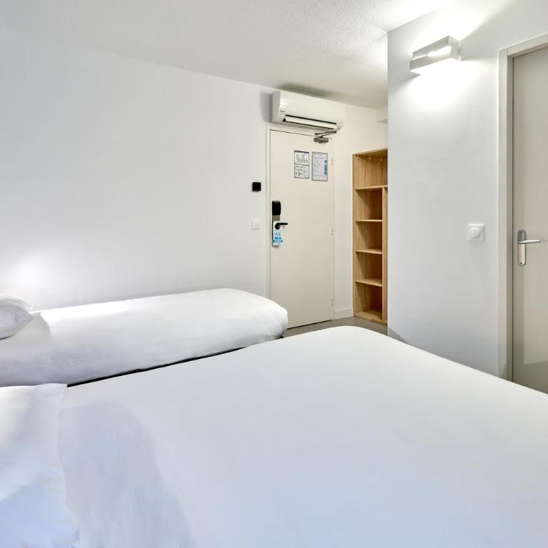 Kyriad ECO - Narbonne Sud - Chambre Triple avec 1 Lit Simple, 1 Lit Double, Connexion Wi-Fi Gratuite, Climatisation et Douche - 2